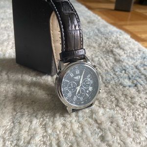 Men’s Invicta Black Leather Watch